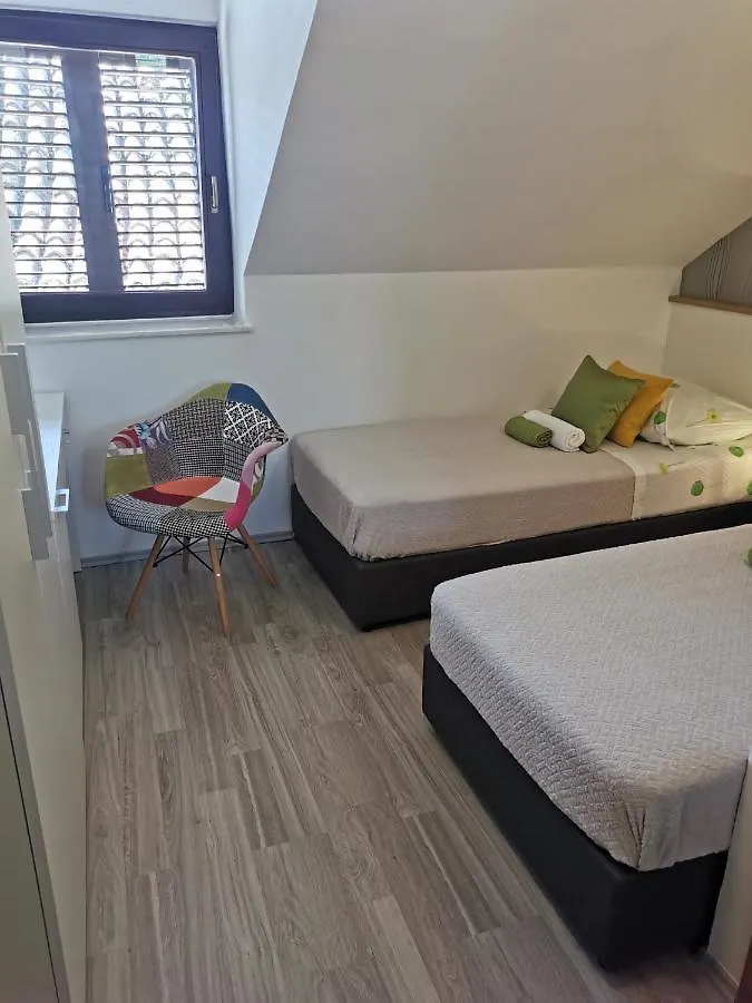 Palace Stafileo Trogir Appartement