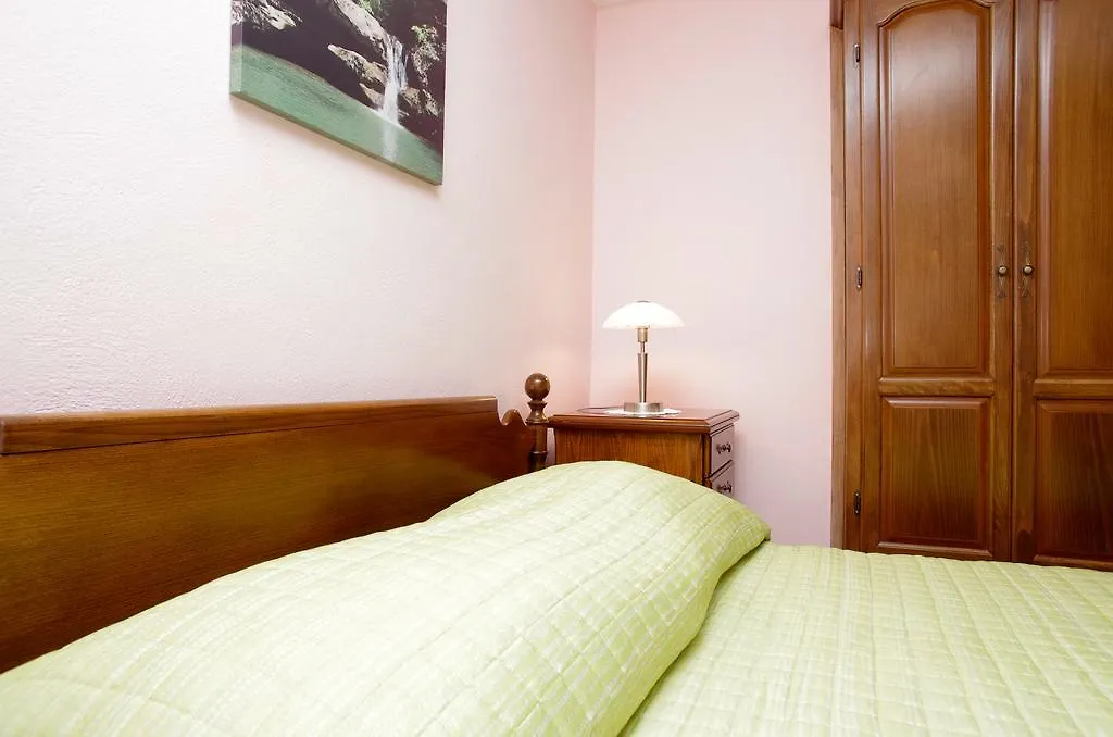 Palace Stafileo Trogir