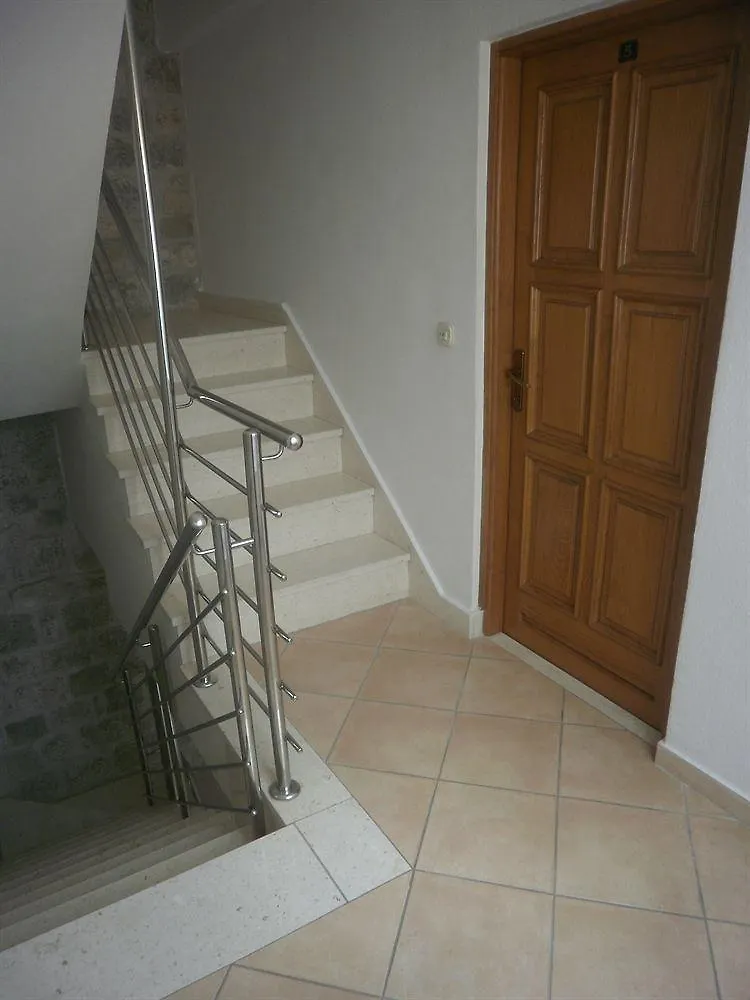 Palace Stafileo Trogir Apartment